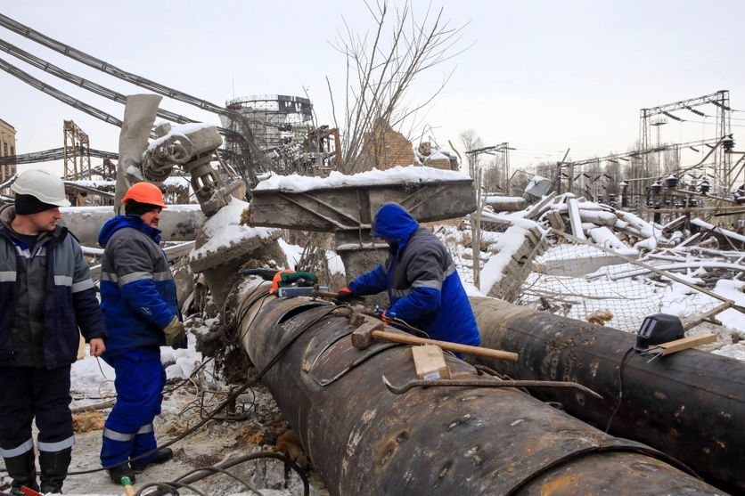 Severely Damaged Darnytska CHPP In Kyiv After Massive Russian Attack La France Renforce sa Position dans la Reconstruction de l’Ukraine