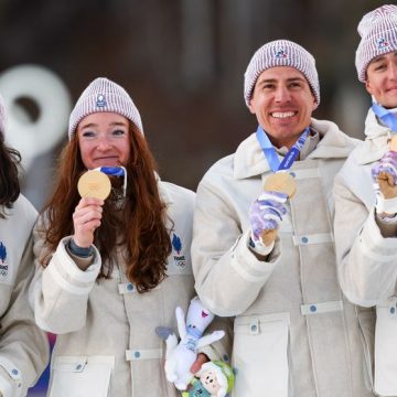 L’équipe de France de biathlon remporte l’or aux JO de Milan-Cortina 2026