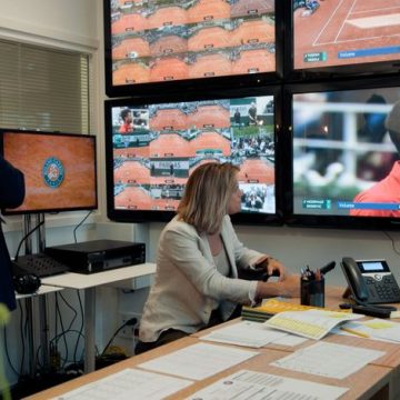 La série documentaire « Roland-Garros, entre les lignes »