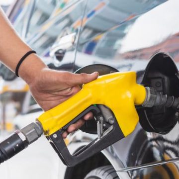 Les réponses gouvernementales à la hausse des prix du carburant
