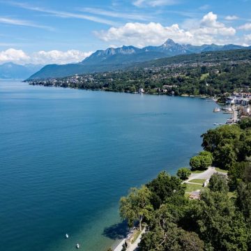 Voyager à vélo au bord du Léman