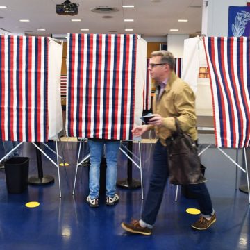 Un regard sur les élections consulaires françaises