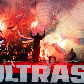 Finale Arsenal-PSG : Les supporters parisiens à Budapest