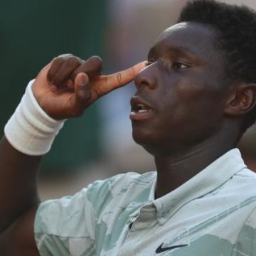 Moïse Kouame, jeune talent du tennis français, plus riche d’expérience et de récompenses