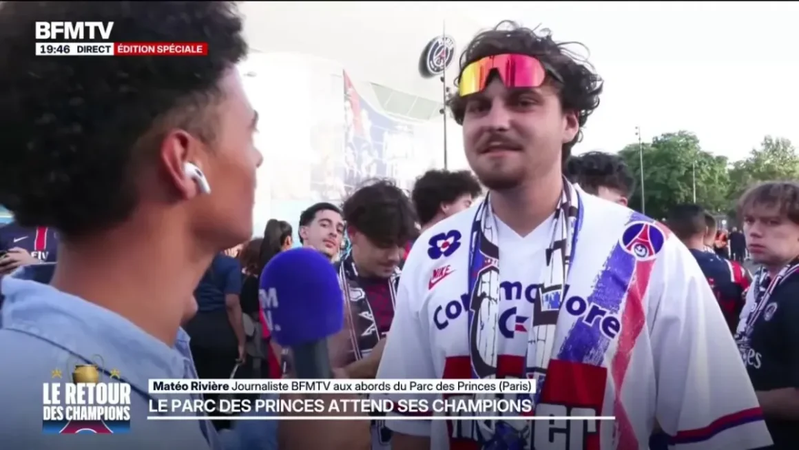 Les supporters du PSG attendent les joueurs au Parc des Princes