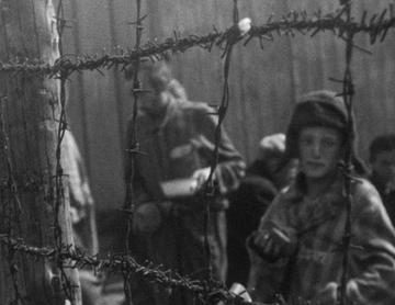 Images inédites de la libération de Bergen-Belsen par Sam Mendes