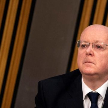 Écosse: Peter Murrell reconnaît avoir détourné des fonds