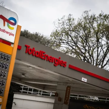 Assemblée générale de Total : Superprofits et critiques environnementales
