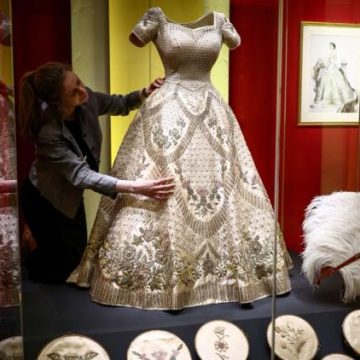 Prolongation de l’exposition sur le style de la Reine Elizabeth II