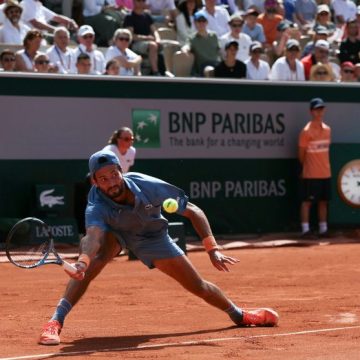 Première victoire française et défis pour les Tricolores à Roland-Garros