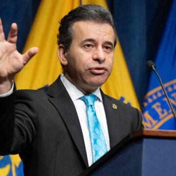 Démission de Marty Makary, chef de la FDA sous l’administration Trump