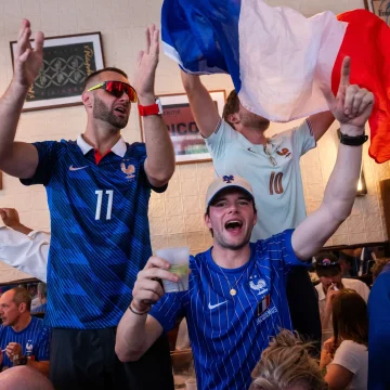 06360871-ca4f-433e-9785-fe01727db3fb Les supporters brésiliens à Houston prêts pour le match contre le Japon