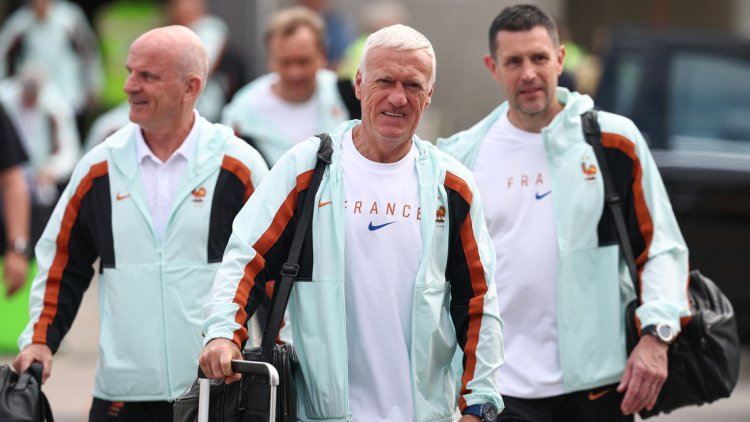 100f8f76-f896-4439-8a98-11659ea8b584 L’équipe de France arrive à Boston pour la Coupe du Monde 2026