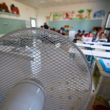 Adaptation des Établissements Scolaires aux Canicules