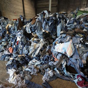 La crise du recyclage textile en France