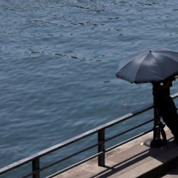 Une canicule historique frappe la France et expose plus de 90% de la population à des chaleurs extrêmes