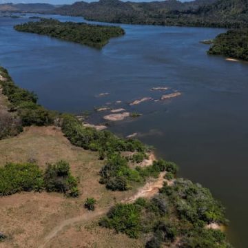 303f2b84-2022-4933-bfbb-c0b9e1c71ac6 Préoccupations Persistantes pour les Ressources en Eau de l’Amazonie Brésilienne