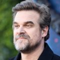 David Harbour parle de sa santé mentale et de sa relation avec Millie Bobby Brown