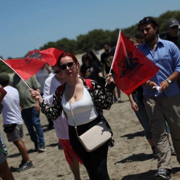 Manifestations en Albanie contre un projet de station balnéaire