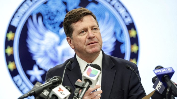 45d0b990-d581-4807-87f2-e1acca669e2f Donald Trump nomme Jay Clayton à la tête des renseignements américains