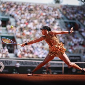 Aryna Sabalenka et Naomi Osaka: Duel de Nuit à Roland-Garros