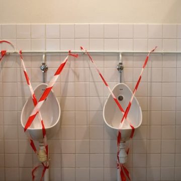 54b22a1f-5569-4616-af47-b6fb639a1394 La situation alarmante des toilettes dans les établissements scolaires français