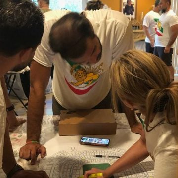 La communauté iranienne en exil à Los Angeles entre opposition et espoir