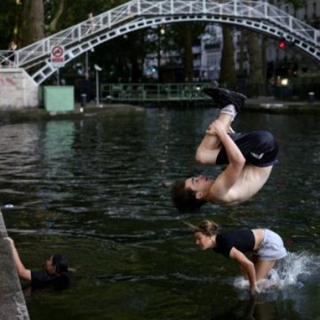 60a52a26-a083-4293-9af2-70a0adb3a4c4 La baignade autorisée dans le canal Saint-Martin face à la canicule