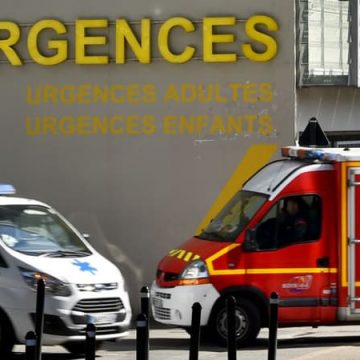 Un homme hospitalisé après avoir sauté dans la Seine