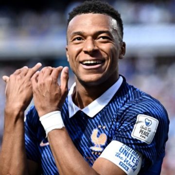 Kylian Mbappé établit de nouveaux records en Coupe du monde