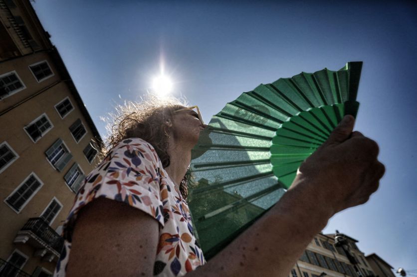 CANICULE A NICE Analyse des effets des vagues de chaleur sur la santé des femmes