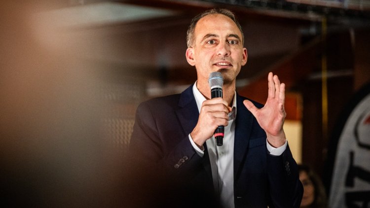 861021a6-bb58-483b-911c-ce96ca399b5d Raphaël Glucksmann et sa réflexion sur la candidature présidentielle