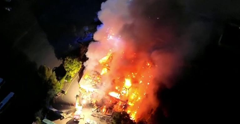 86ad4bda-2986-41d1-ae44-049c03942ac9 Un incendie ravage l’entrepôt Emmaüs d’Indre-et-Loire
