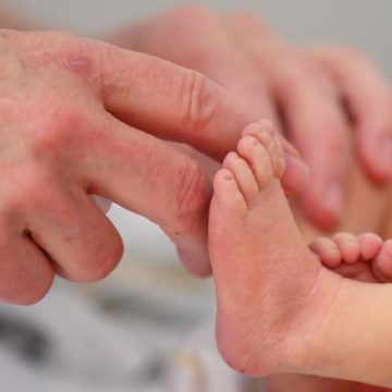 Les photographies de bébés décédés : un hommage visuel et significatif