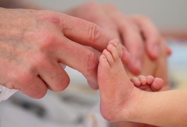 964d0748-4e65-46e3-a341-3bae15e63f29 Les photographies de bébés décédés : un hommage visuel et significatif