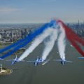 La Patrouille de France Survole la Statue de la Liberté