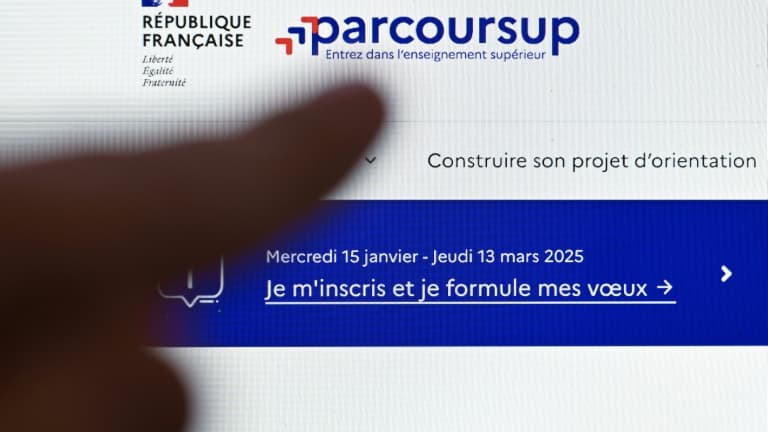 9931f868-244f-4096-bbd0-a62270aa5483 Le stress de l’attente: Parcoursup et les rêves incertains des lycéens