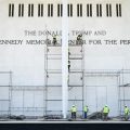 Le juge fédéral ordonne la suppression du nom de Donald Trump du Kennedy Center