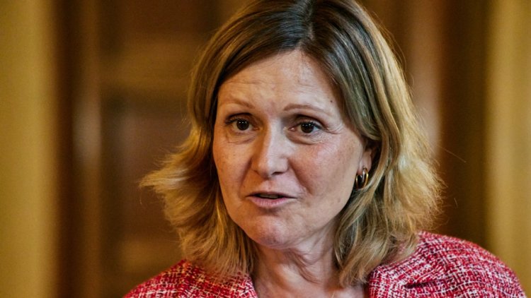 a99e83c6-0f30-42ff-b604-00add0cbc7d1 Yaël Braun-Pivet et le Budget 2027: Un Appel au 49.3