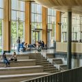 Les jeunes diplômés retournent à leur région d’origine malgré les sacrifices