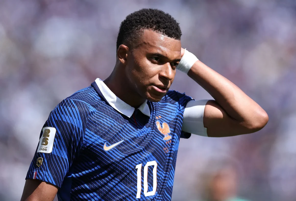 Les pauses fraîcheur divisent la Coupe du monde