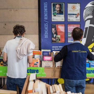 La Crise du Commerce des Librairies : L&rsquo;Exemple de Gibert à Paris