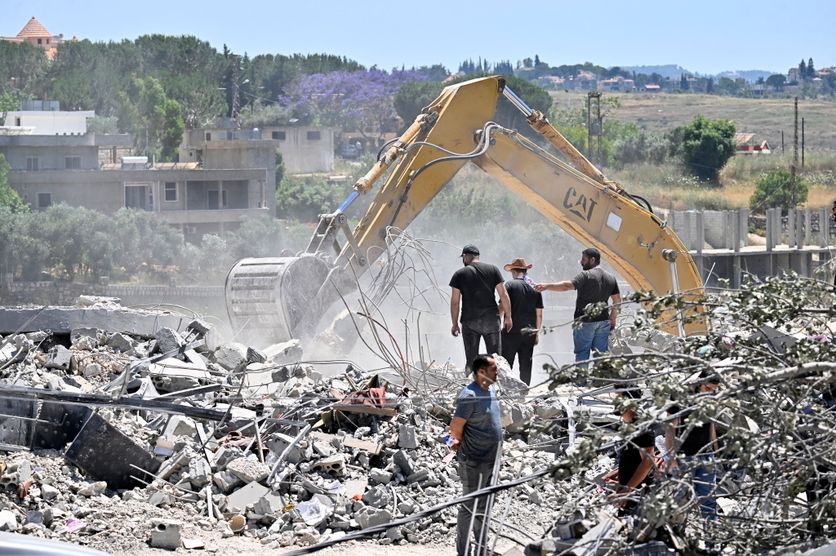 Displaced Lebanese return back to their homes in the south after US-Iran agreement Tensions et Conflits au Moyen-Orient : Les Dernières Développements