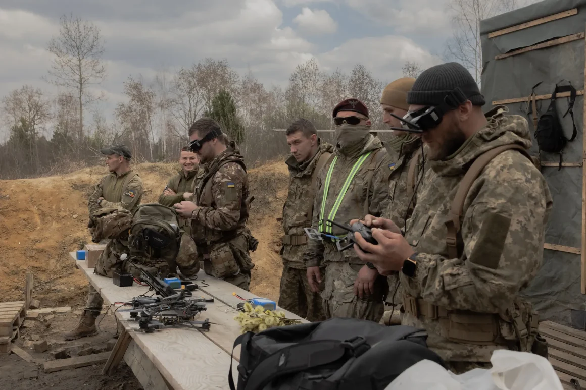 b2a488b9-bfd4-4731-a12b-8dd6835f230f L’utilisation des robots terrestres par l’armée ukrainienne