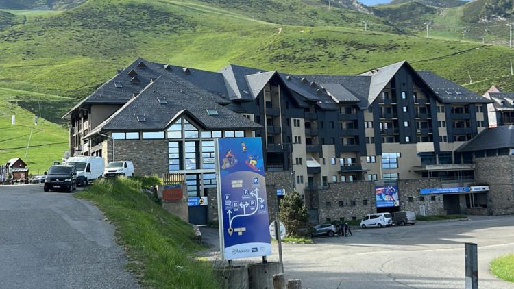 d96b62dc-9422-40c7-bbc6-c257d412dad3 Peyragudes-Loudenvielle : Diversification des Activités en Montagne