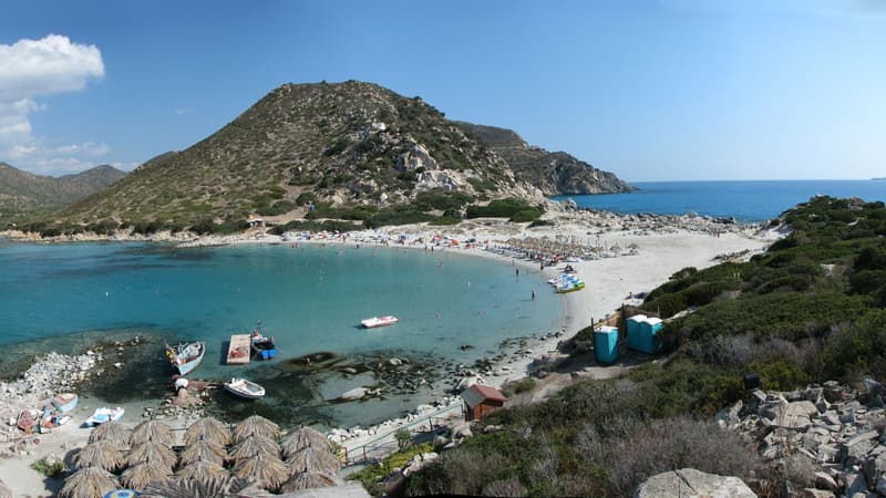 daae952e-ed5f-488a-b190-25a04f070b00 Restrictions sur la Plage de Punta Molentis en Sardaigne