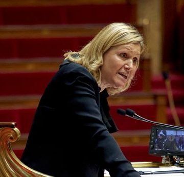 e22182cb-86c2-4f5e-88da-de488cd6613d Yaël Braun-Pivet préconise l’usage du 49.3 pour le budget 2027