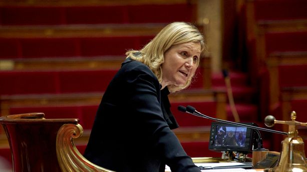 e22182cb-86c2-4f5e-88da-de488cd6613d Yaël Braun-Pivet préconise l’usage du 49.3 pour le budget 2027