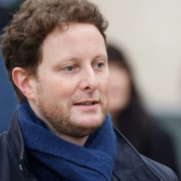 Clément Beaune propose de fusionner Paris et la petite couronne