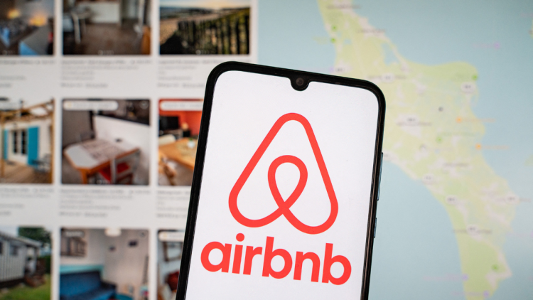 0583eb22-ee1b-42b7-b10f-55fb6a607b49 Airbnb conteste le montant de l’amende pour taxes de séjour